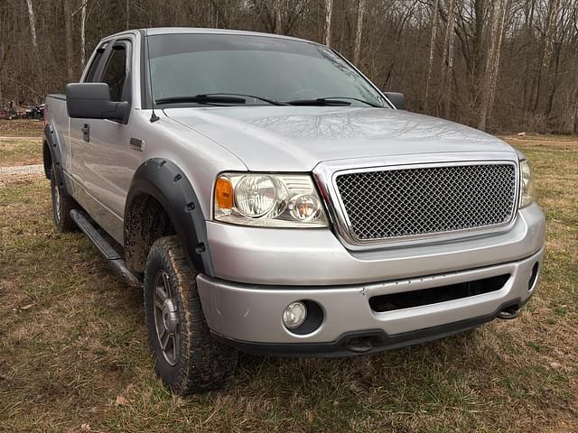 Image of Ford F-150 equipment image 2