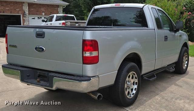 Image of Ford F-150 equipment image 4