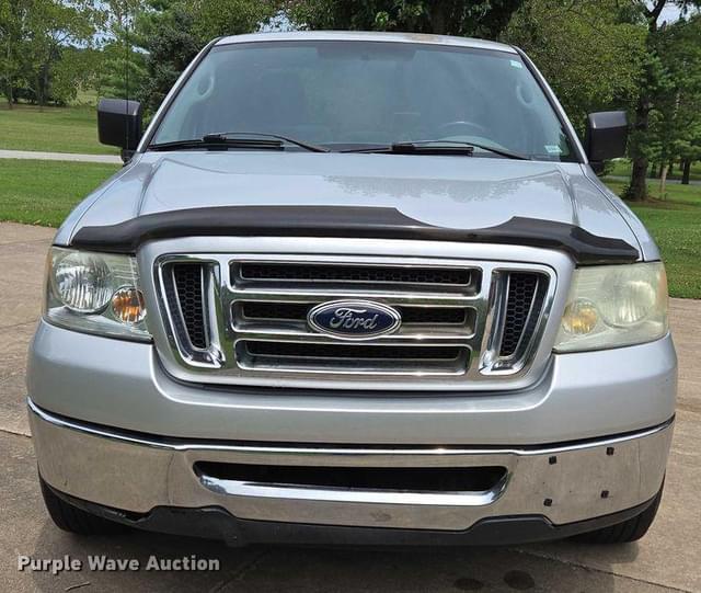 Image of Ford F-150 equipment image 1