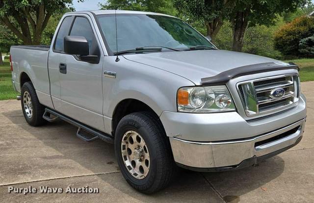 Image of Ford F-150 equipment image 2
