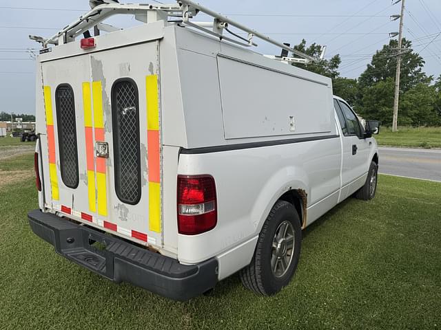 Image of Ford F-150 equipment image 4