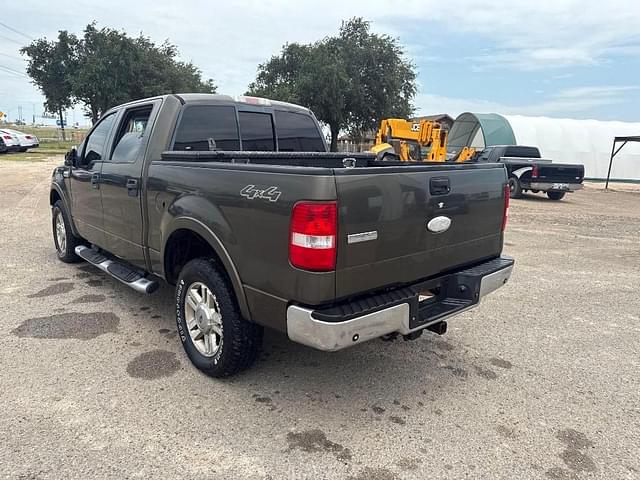 Image of Ford F-150 equipment image 4
