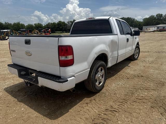 Image of Ford F-150 equipment image 3