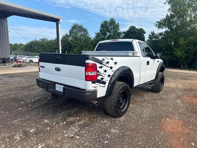 Image of Ford F-150 equipment image 3