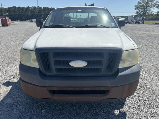 Image of Ford F-150 equipment image 1