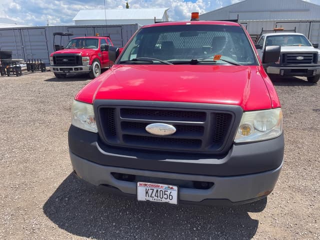Image of Ford F-150 equipment image 1