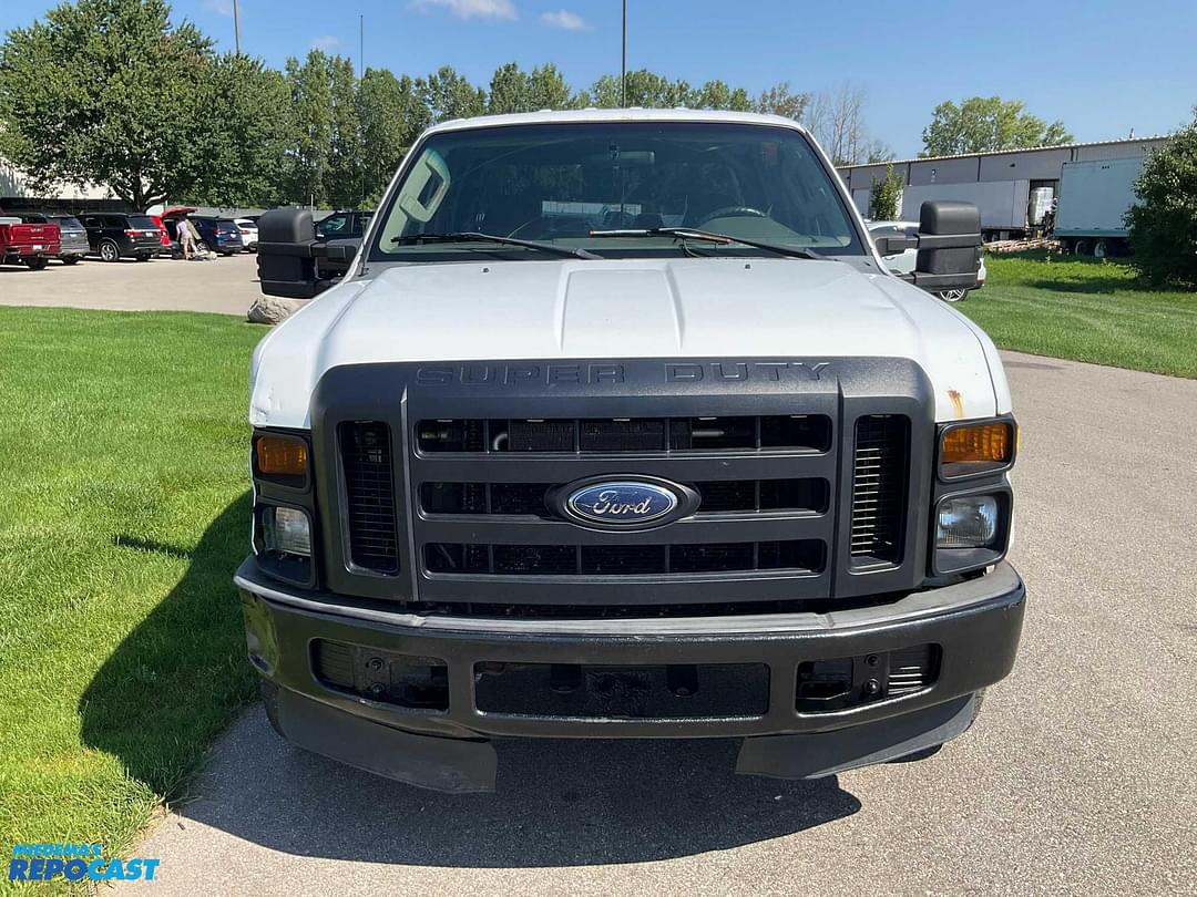 Image of Ford F-250 Primary image