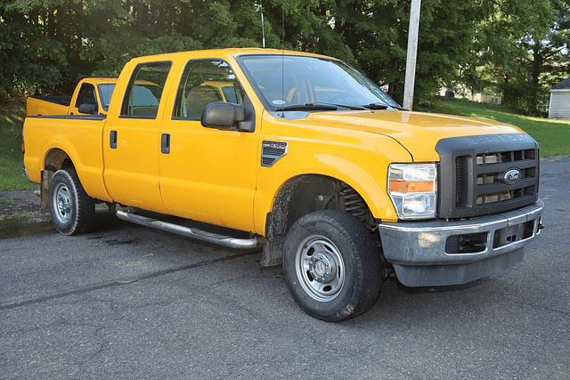 Image of Ford F-250 equipment image 3