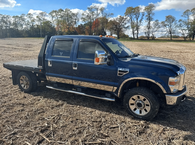 Image of Ford F-250 equipment image 1