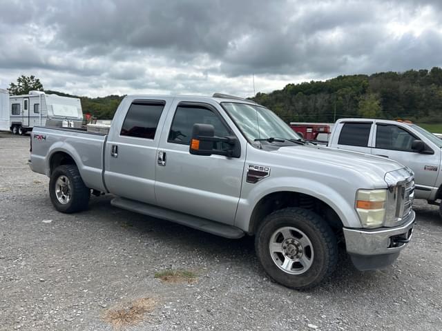 Image of Ford F-250 equipment image 1