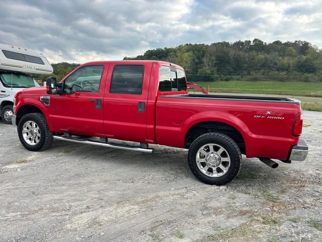 Image of Ford F-250 equipment image 2