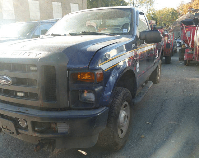 Image of Ford F-250 equipment image 1