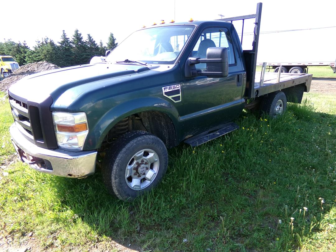 Image of Ford F-250 Primary image
