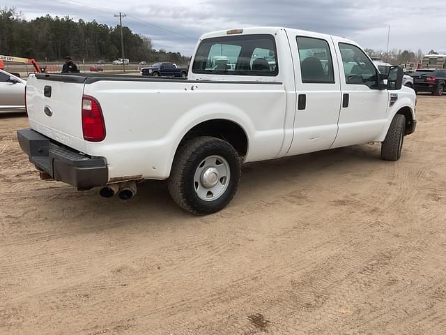 Image of Ford F-250 equipment image 4