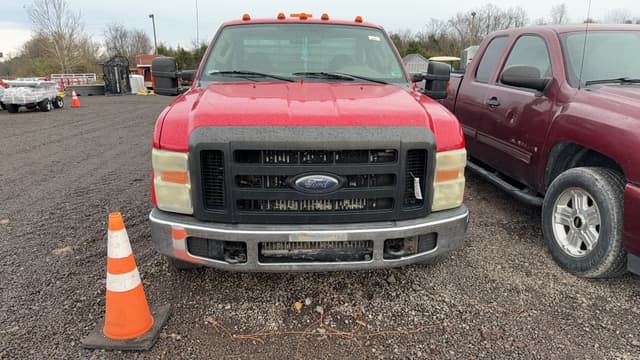 Image of Ford F-250 equipment image 1