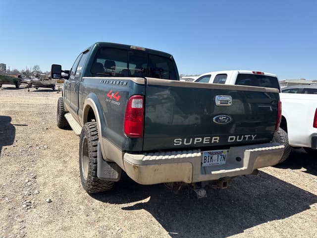 Image of Ford F-250 equipment image 2