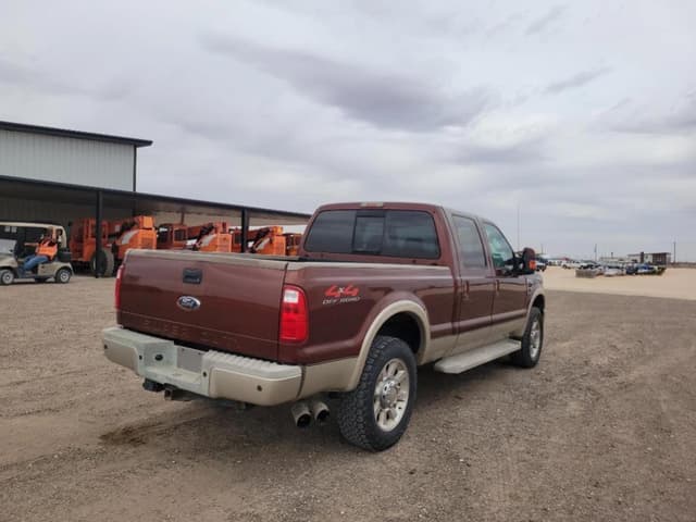 Image of Ford F-250 equipment image 4