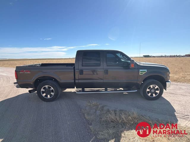 Image of Ford F-250 equipment image 3