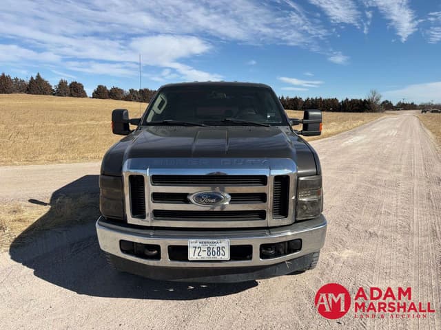 Image of Ford F-250 equipment image 2