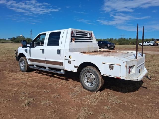 Image of Ford F-250 equipment image 3