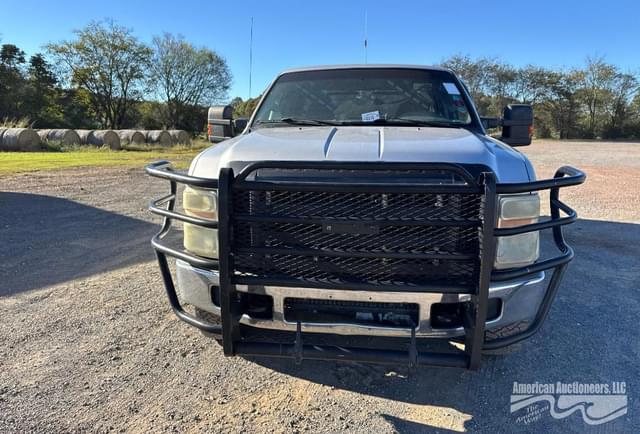 Image of Ford F-250 equipment image 1