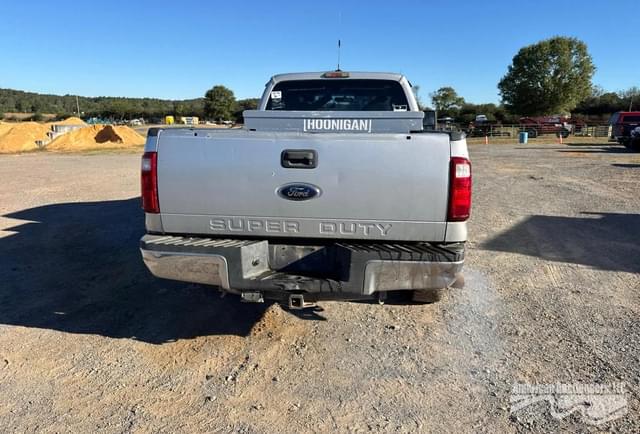 Image of Ford F-250 equipment image 4