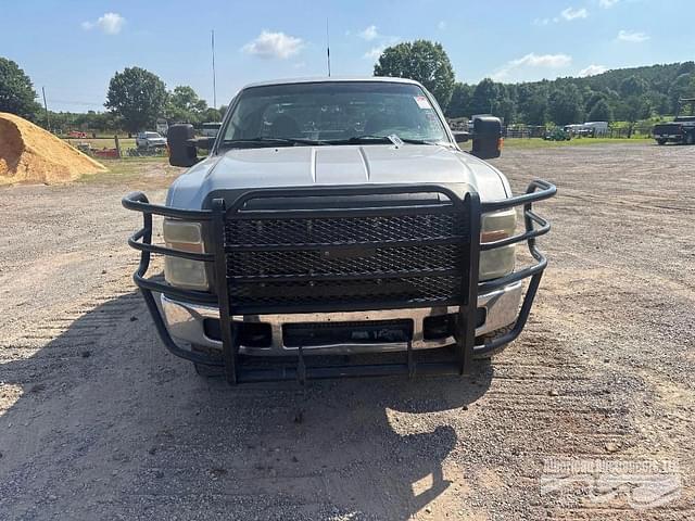 Image of Ford F-250 equipment image 2