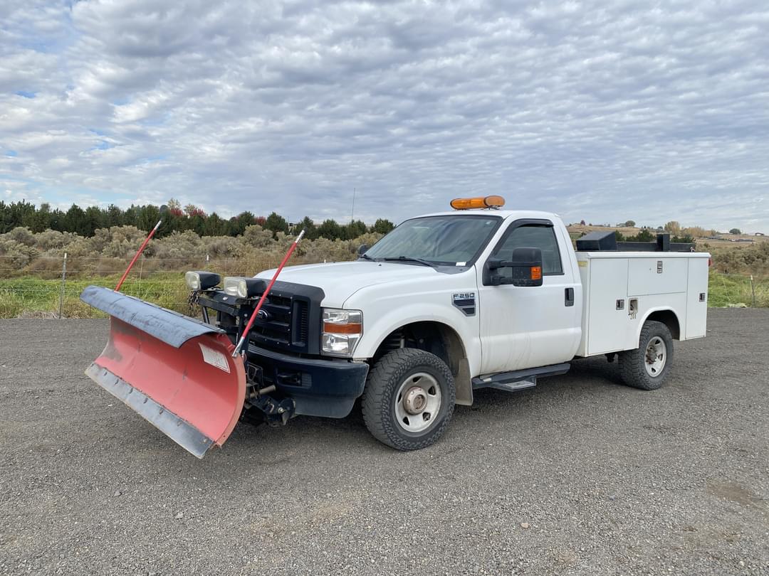 Image of Ford F-250 Primary image
