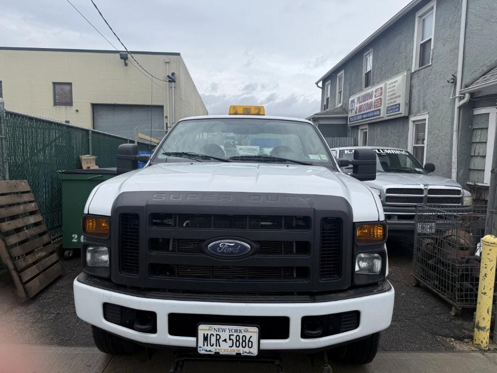 2008 Ford F-250 Equipment Image0