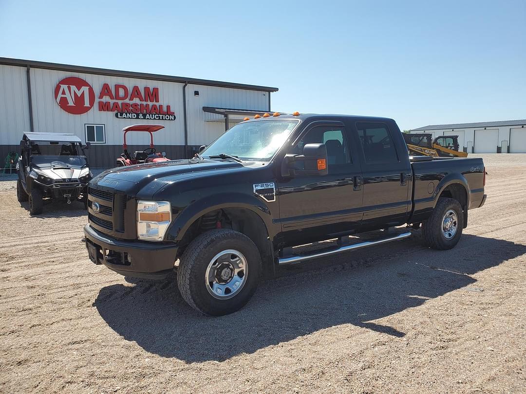 Image of Ford F-250 Primary image