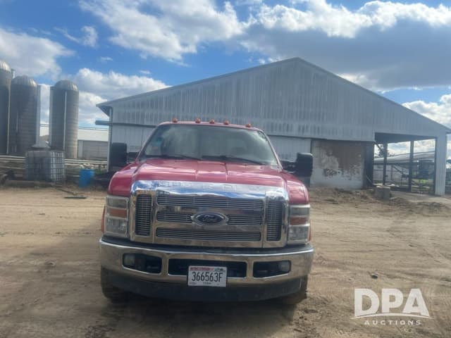 Image of Ford F-250 equipment image 1