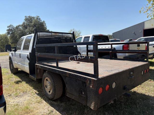 Image of Ford F-250 equipment image 4