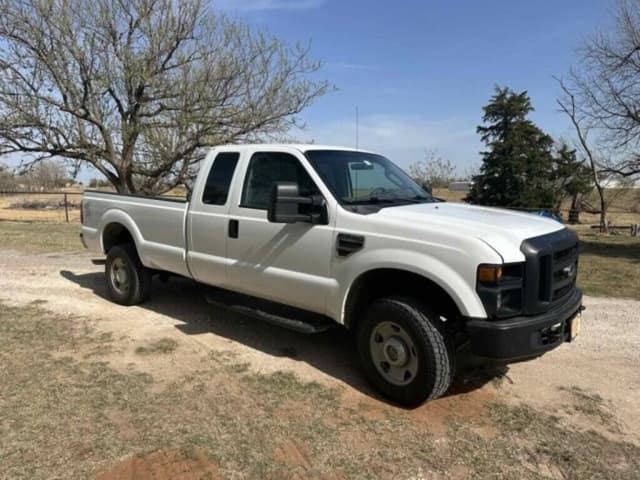 Image of Ford F-250 equipment image 2