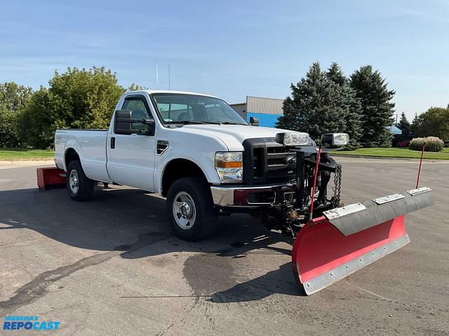 Image of Ford F-250 equipment image 2