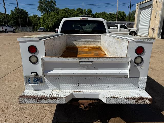 Image of Ford F-250 equipment image 4