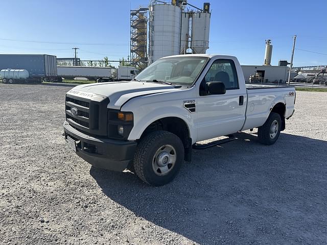 Image of Ford F-250 equipment image 1