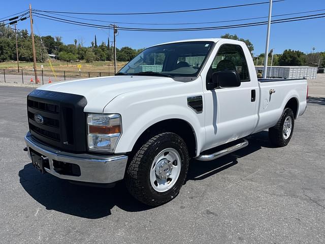 Image of Ford F-250 equipment image 1