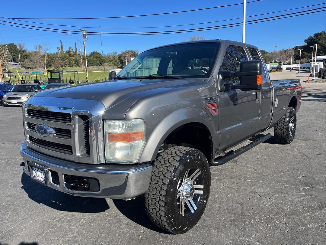 Image of Ford F-250 Primary image