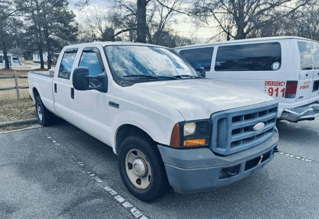 Image of Ford F-350 equipment image 4