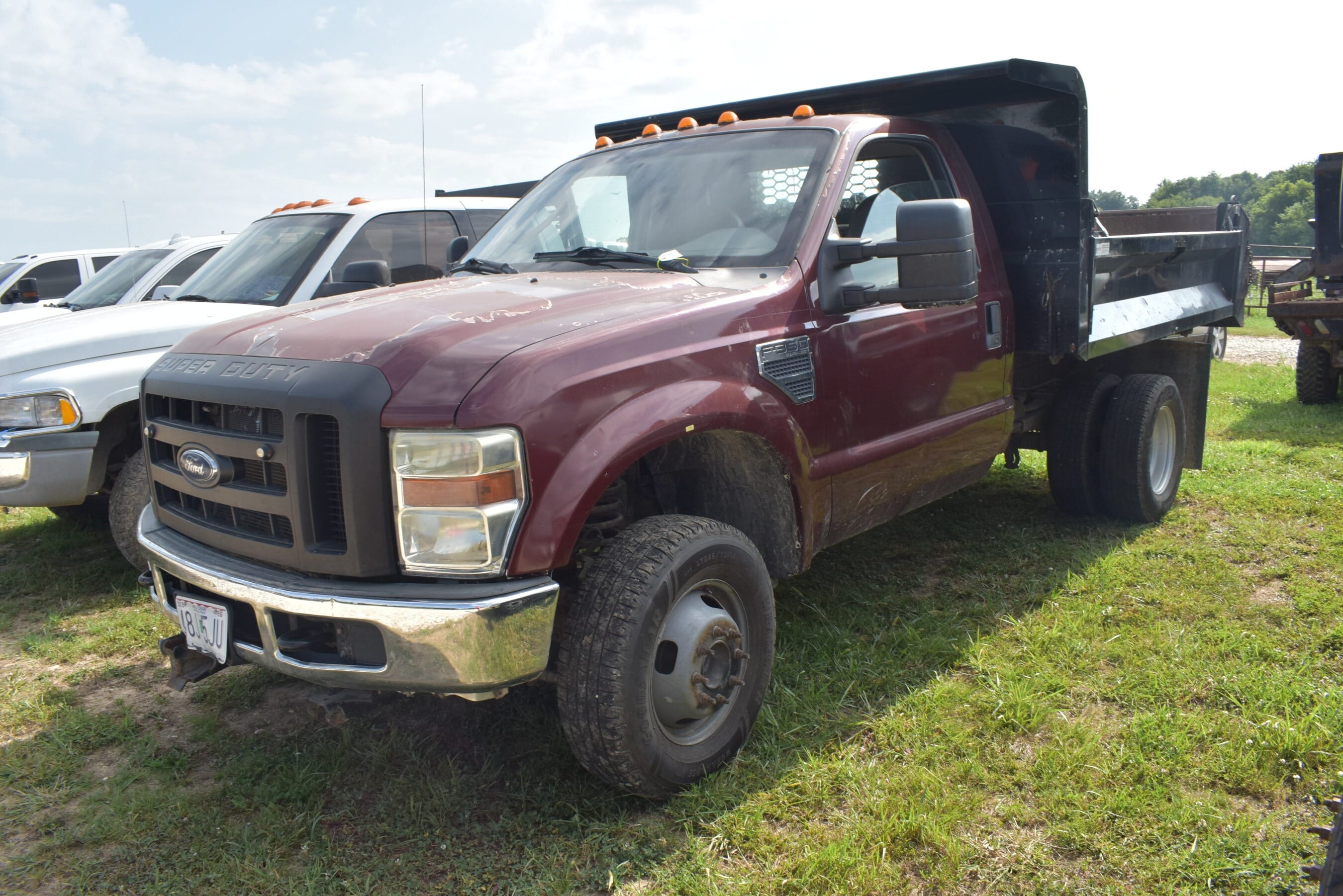 2008 Ford F-350 Equipment Image0