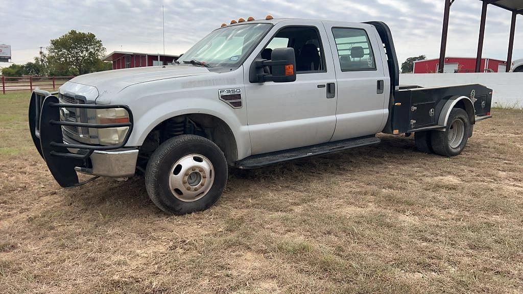 Image of Ford F-350 Primary image