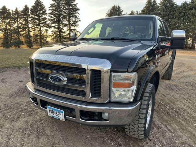 Image of Ford F-350 equipment image 2