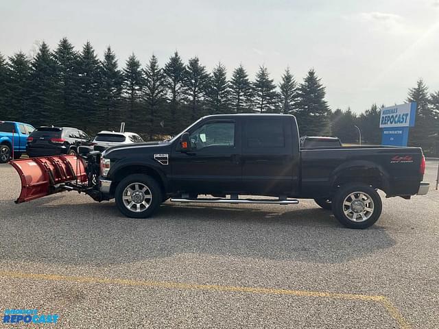 Image of Ford F-350 equipment image 1