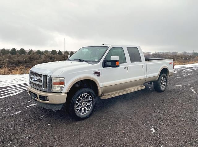 Image of Ford F-350 equipment image 1