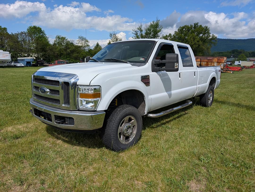 Image of Ford F-350 Primary image