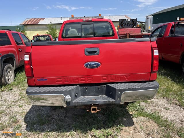 Image of Ford F-350 equipment image 3