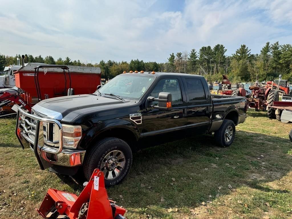 Image of Ford F-350 Primary image