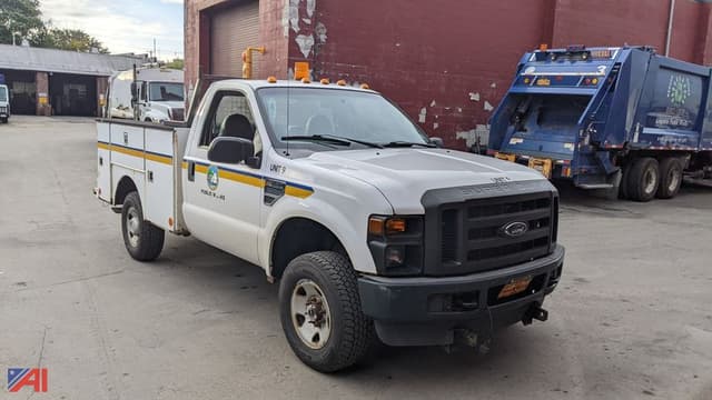Image of Ford F-350 equipment image 4