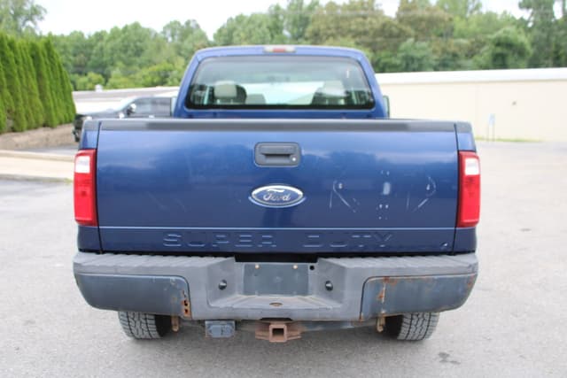 Image of Ford F-250 equipment image 1