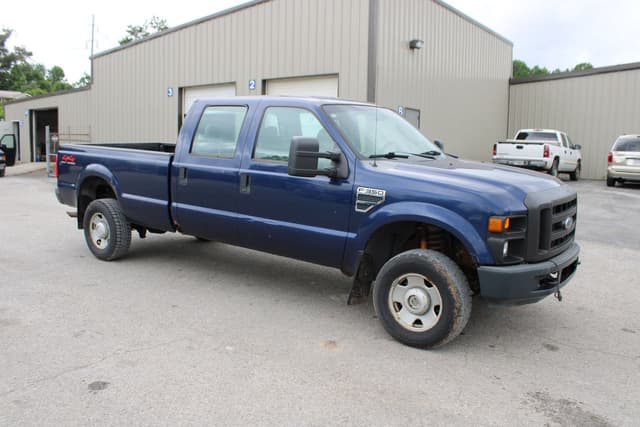 Image of Ford F-250 equipment image 2